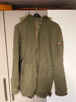 Hilfiger Winterjacke Parker oliv Bayern - Chamerau Vorschau