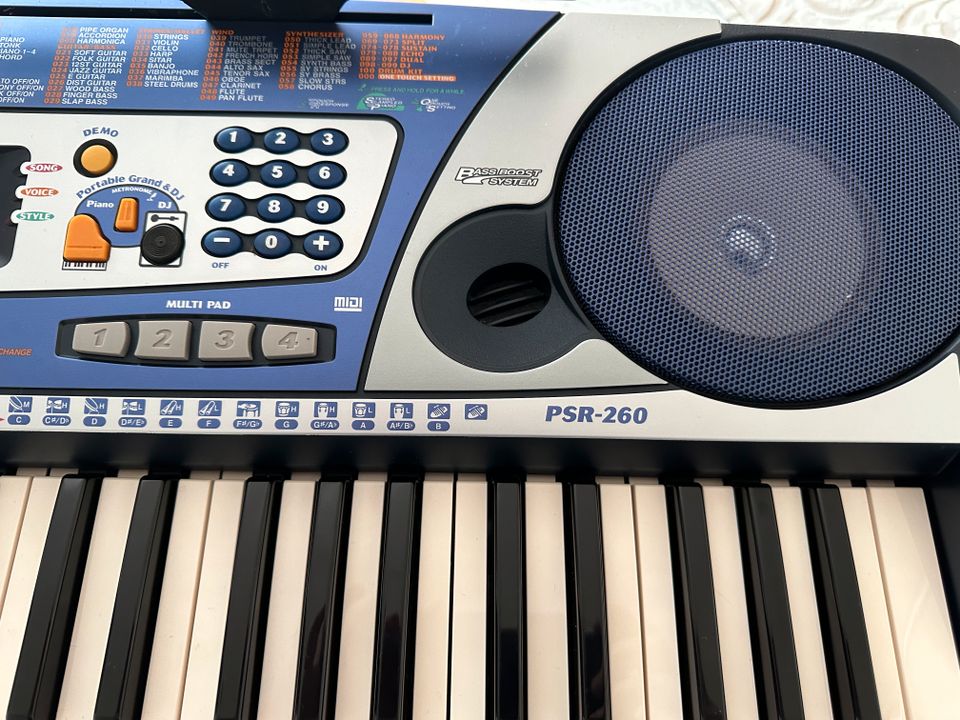 Yamaha PSR260 in Voerde (Niederrhein)