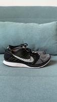 NIKE Flyknit Racer Black White Volt (Größe 43) Hessen - Geisenheim Vorschau