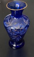 Vase    blau   aus Glas  mit Goldverzierung Sachsen-Anhalt - Zeitz Vorschau