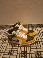 Air Jordan 1 schwarz gelb ungetragen Bayern - Geretsried Vorschau