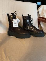 Neue glänzende Stiefeletten von ZARA Gr. 32 NP 36€ Baden-Württemberg - Karlsruhe Vorschau