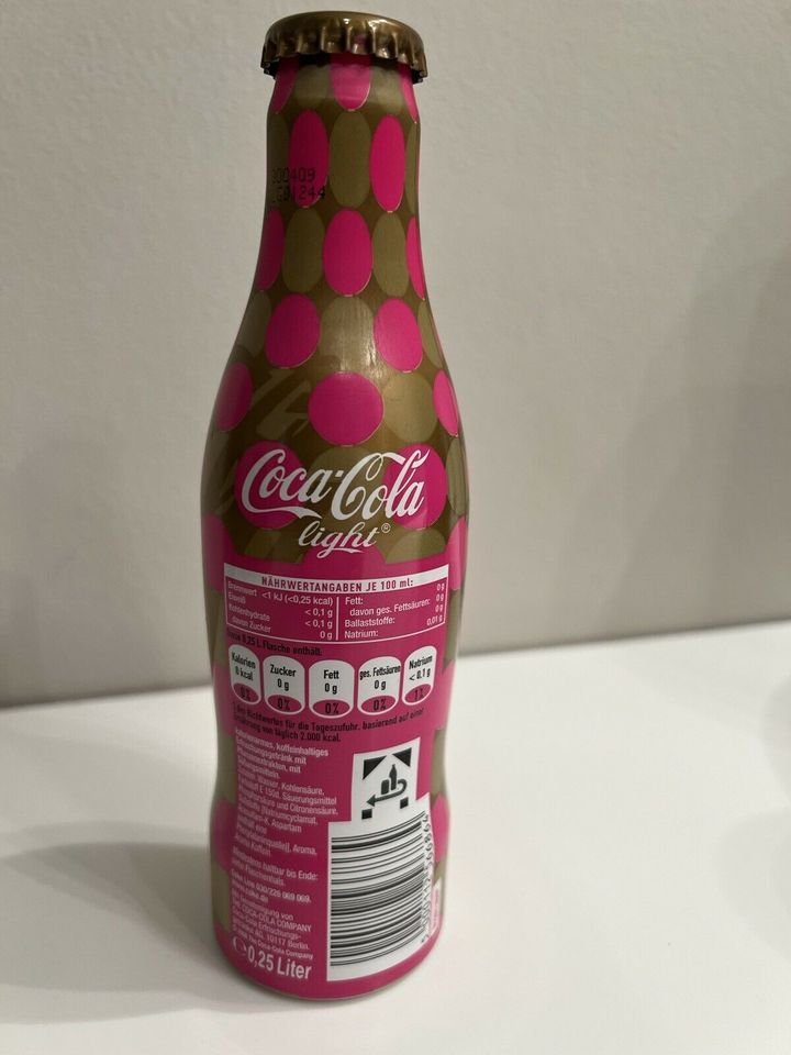 Limited edition Coca Cola light von Zac Posen in Hamburg
