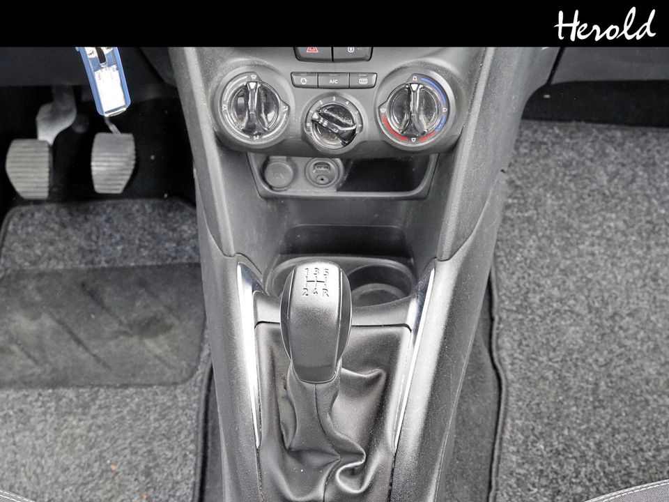 Peugeot 208 Active"Klima,Sitzheizung,Bluetooth,1.Hand in Lauf a.d. Pegnitz