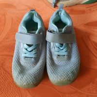 Ein paar schöne Kinder Sneakers Berlin - Köpenick Vorschau