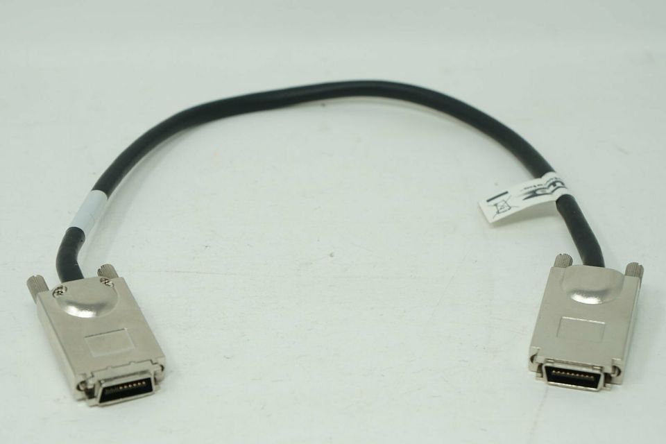 Extreme Networks Stacking Cable - 250084-00 Rev 03 - 0,5m in Hof (Saale)