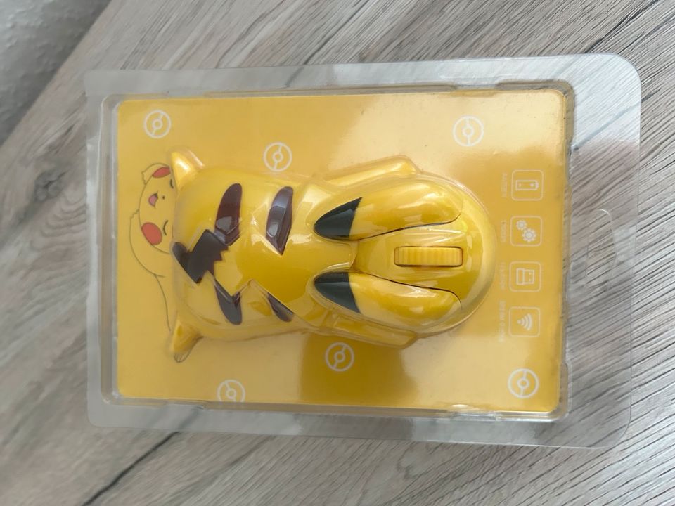 Pokémon Pikachu Maus Wireless USB gelb in Sachsenheim