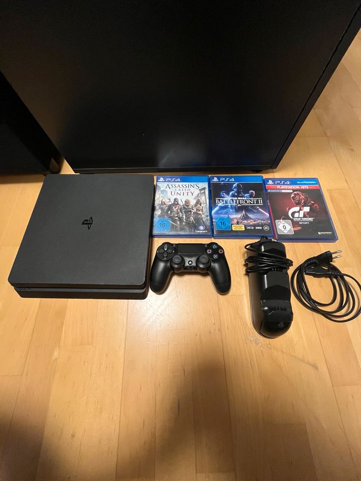 PS4 mit Zubehör und Spielen ANGEBOT!! in Lörrach