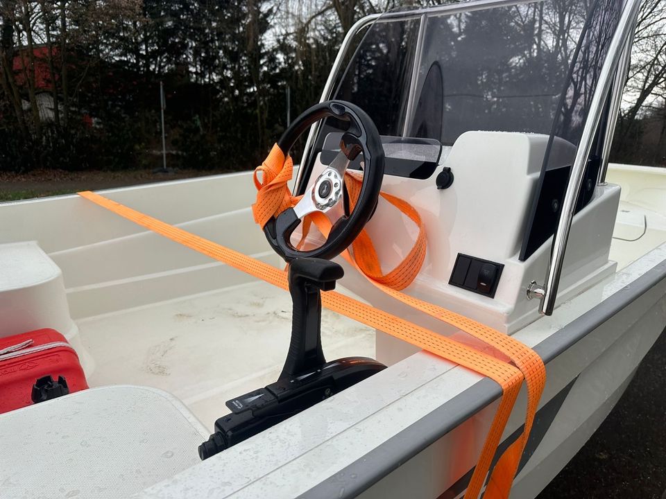 Motorboot Pegazus 450RTG 30 mit Tohatsu Motor in Altrip