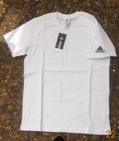 adidas T-Shirt Gr. M - Neu in Originalverpackung Bayern - Oberasbach Vorschau