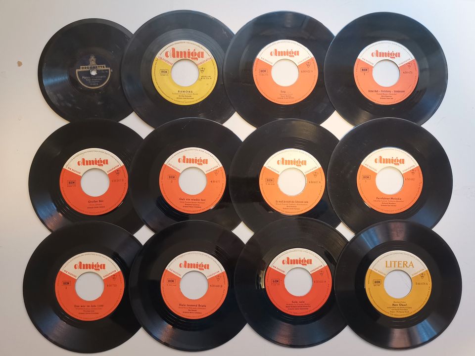 Konvolut 38 Singles Amiga Litera Eterna u.a. Schallplatten in Gotha