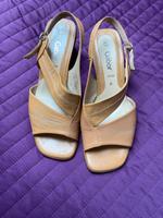 Beige Sandalen von Gabor 39 Niedersachsen - Wilhelmshaven Vorschau