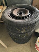 VW Golf 5 Winterräder Reifen Profil 4-5 mm Hankook 195/65/15 -91H Bielefeld - Joellenbeck Vorschau