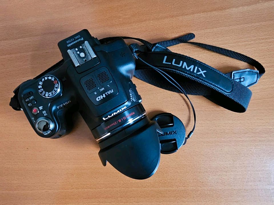 Panasonic Lumix FZ-150 (DMC-FZ150) Digitalkamera in Michelstadt