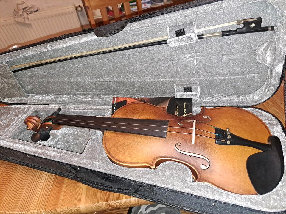Thomann Violine starter set in Hünfeld