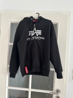 Alpha industries Pullover  Hoodie schwarz Größe S Hessen - Schöneck Vorschau