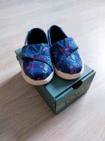 NEUwertige Toms Gr. 21 Glow in the Dark Espadrilles Slipper Hessen - Maintal Vorschau