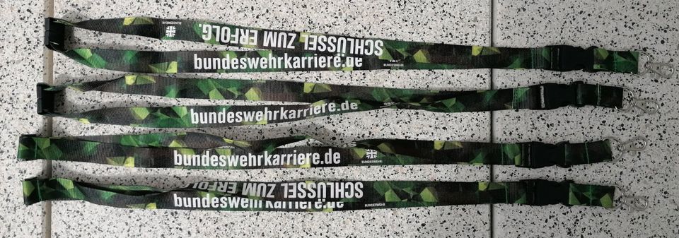 4 Bundeswehr Bw Schlüsselband Schlüsselanhänger Lanyard Flecktarn in Wiesbaden