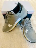U.S. Polo Sneaker grau neu Größe 41 Sachsen-Anhalt - Halle Vorschau
