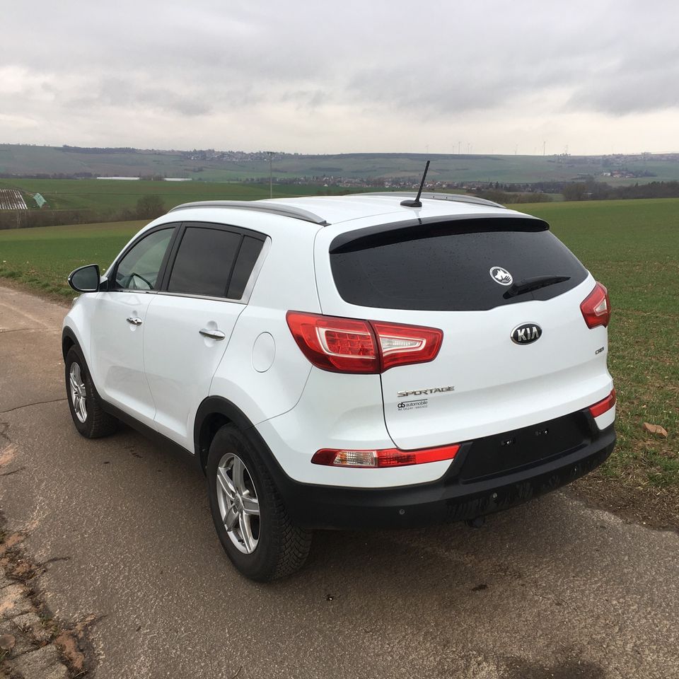 Hagelschaden. Kia Sportage 2.0 CRDI 2WD Spirit in Tiefenthal