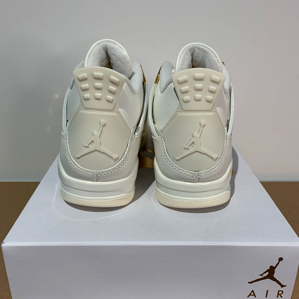 Jordan 4 Retro W Metallic Gold 37,5/38/38,5/40/40,5/41/42 Neu in Berlin