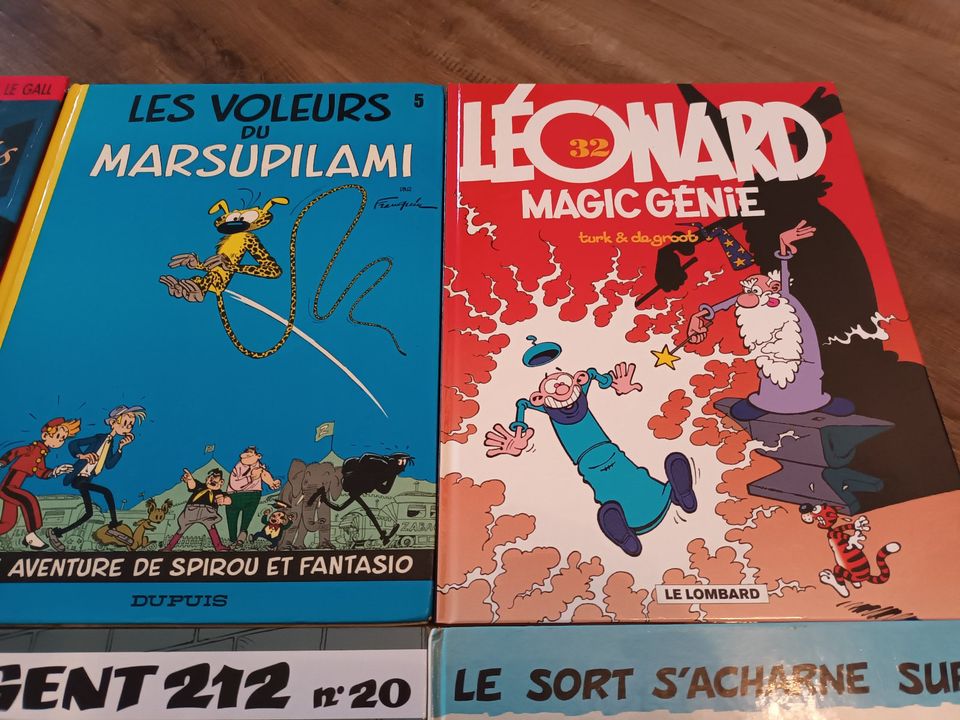 Diverse Comics in französischer Sprache (Spirou, Achille Talon) in Hügelsheim