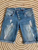 Jeansshorts von BUENA VISTA Nordrhein-Westfalen - Merzenich Vorschau