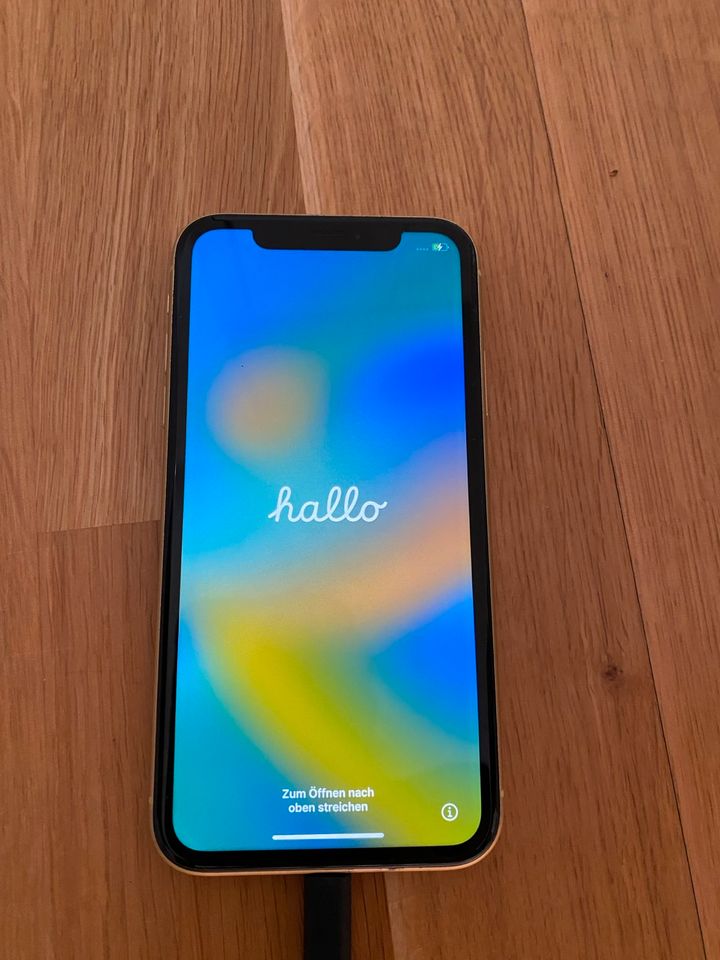 iPhone XR 64 GB TOP Zustand in Frankfurt am Main