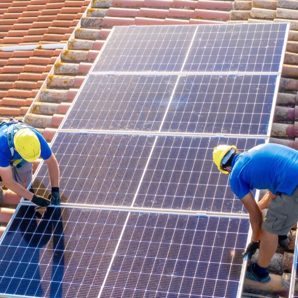 Bauunternehmen,Elektroniker,Photovoltaikanlagen,Deutschlandweit in Kitzscher