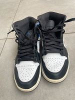 Jordan 1 Mittel weiß schwarz White/Racer Blue Black 554724-140 Nordrhein-Westfalen - Bottrop Vorschau