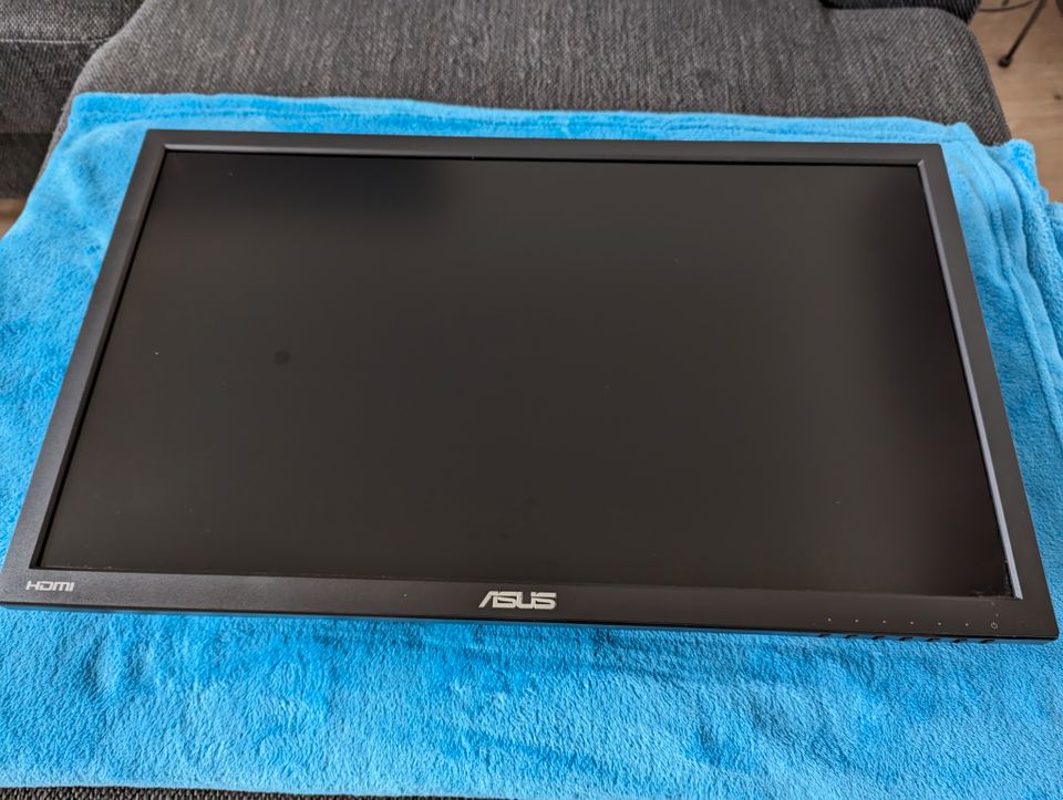 Asus 24 Zoll HDMI Monitor inklusive Wandhalterung in Arnsberg