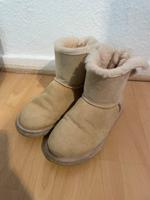 UGG Boots Winterschuhe Hamburg-Nord - Hamburg Eppendorf Vorschau