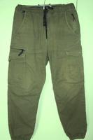 flotte sportliche Hose, Safari-Hose, "Pull & Bear", W 32, oliv, Köln - Porz Vorschau