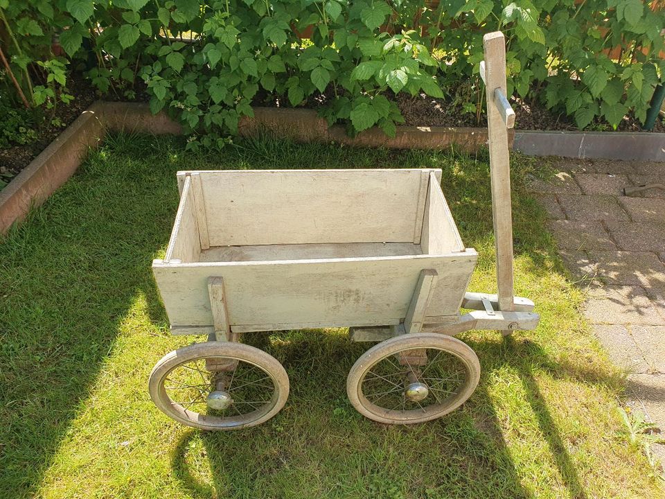 Alter Bollerwagen Handwagen Holz Vintage Deko in Leutesdorf