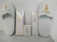 Burj al Arab Hotelslipper, Kamm, Nagel Kit, Duschhaube Nordrhein-Westfalen - Hünxe Vorschau