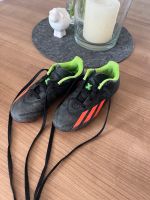 Adidas Kickschuhe mit Stollen Gr. 28 Baden-Württemberg - Hüfingen Vorschau