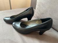Tamaris Pumps-schwarz-Gr.38 Niedersachsen - Gehrden Vorschau