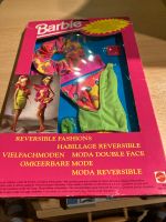 Bekleidung von Barbie alt in Originalverpackung Bayern - Pöcking Vorschau