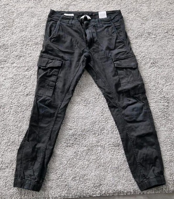 Jeans/Cargo Jack & Jones Größe 30/30 in Inden