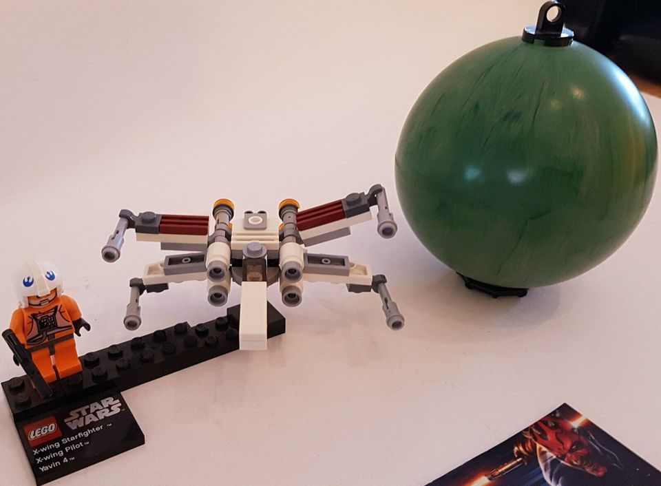 Lego Star Wars X-wing Starfighter und Yavin 9677 in Hamburg