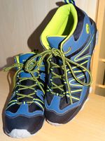 neuwertig Schnürschuhe Schuhe Jungen Männer Gr.41 neon grün blau Bayern - Krumbach Schwaben Vorschau