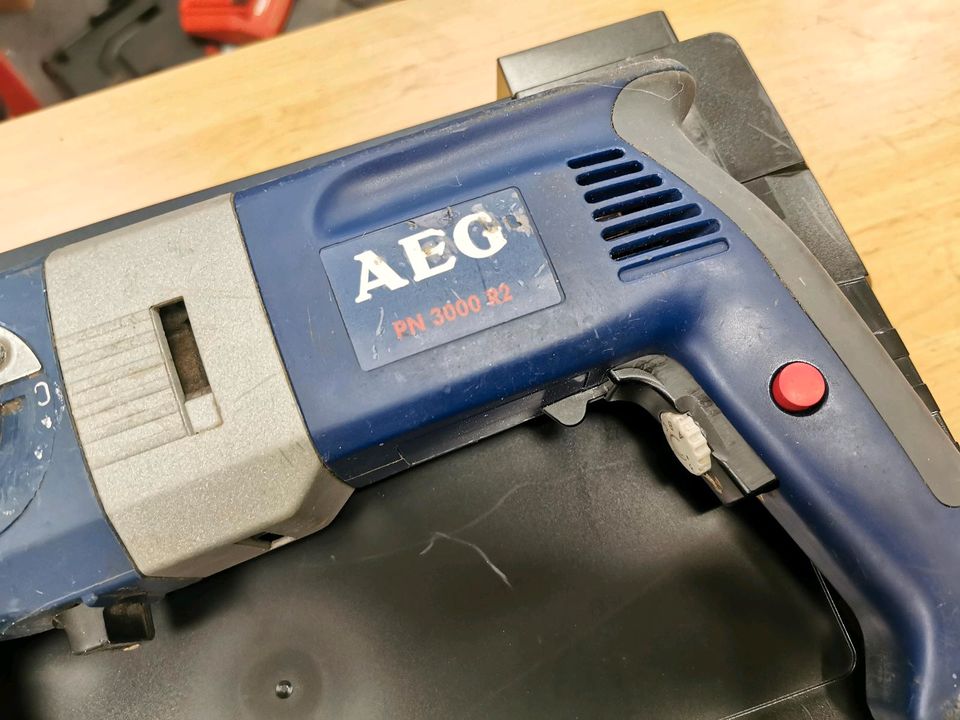 Aeg PN 3000 R2 Kombihammer SDS Plus im Koffer+Bohrerset in Berlin