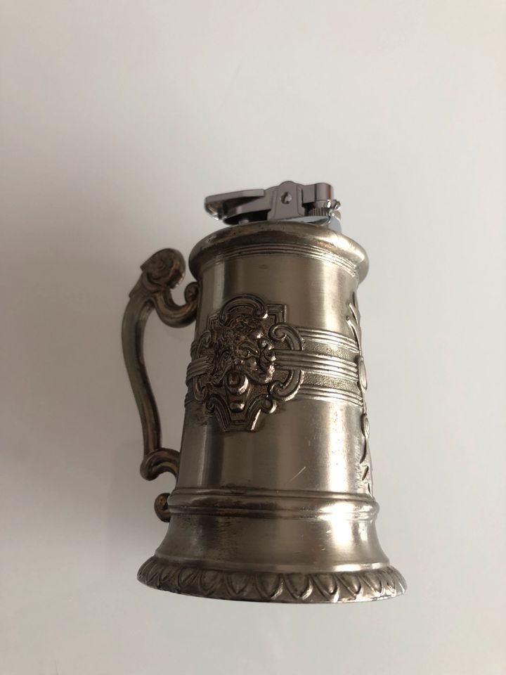 Gasfeuerzeug Zinn, Edelstahl-/Silberkopf aus Omas Schatzkiste in Wehrheim