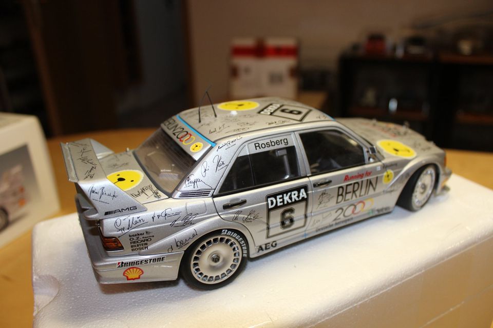 Modellauto 1:18 Mercedes Benz 190 E 2.5-16 V EVO 2 von AutoArt in Titz