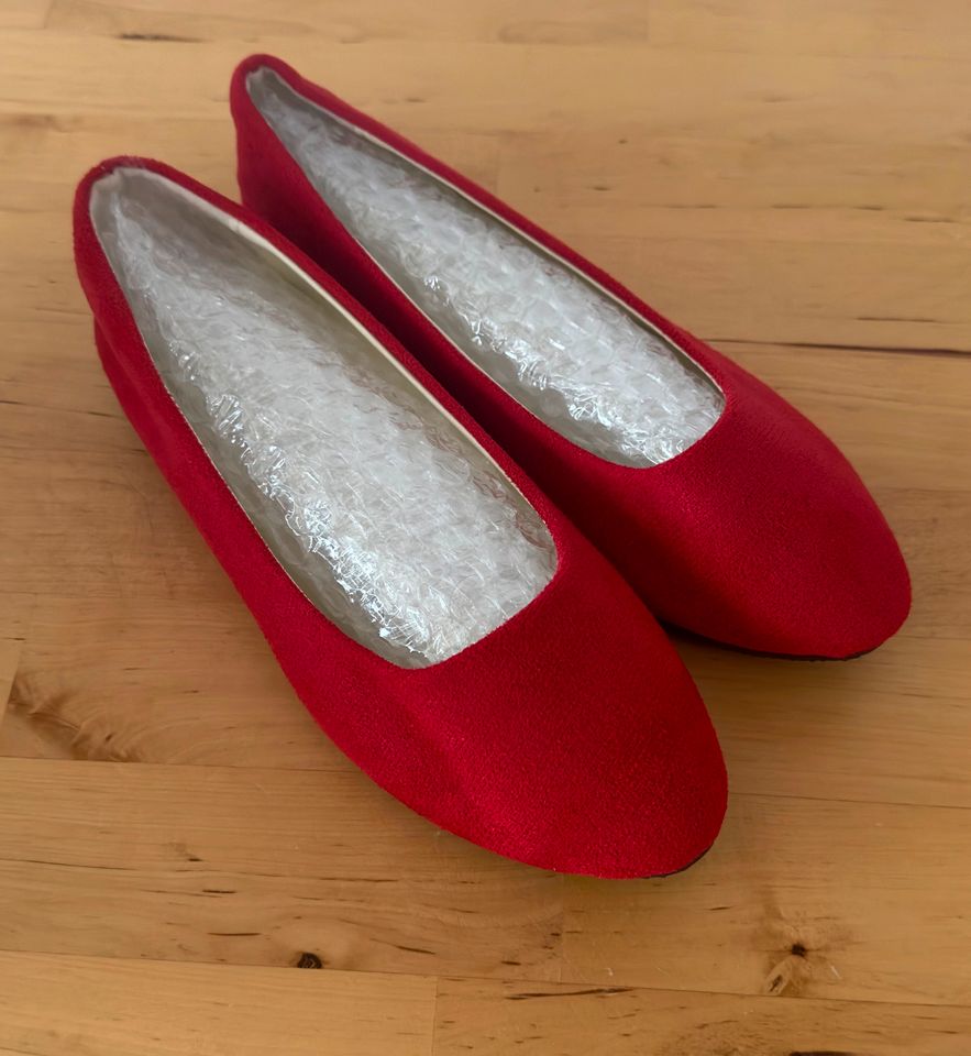 Schuhe Damen Ballerinas Rot 39 in Brandenburg - Hennigsdorf | eBay  Kleinanzeigen ist jetzt Kleinanzeigen