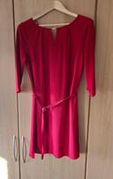 Yessica Kleid rot mit Gürtel Hessen - Niestetal Vorschau