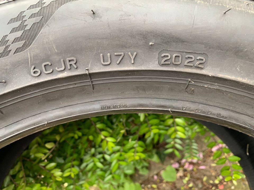 Bridgestone Sommerreifen 225/50 R17 3 St. 1 Reif. neu in Hamminkeln