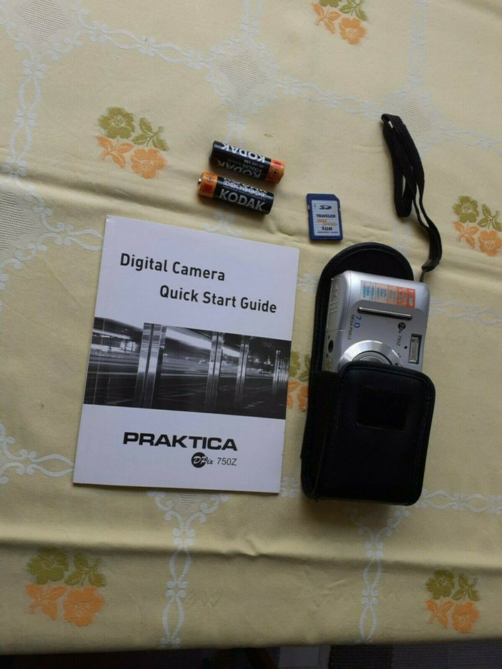 Digitalkamera Praktica DPix 750z in Ehingen (Donau)