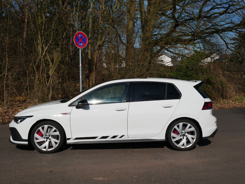 VW Golf 8 GTI CS - Leasingübernahme !Nur an Gewerbe! in Obertshausen