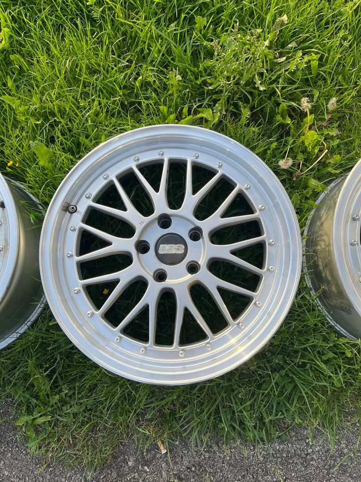 Ultrawheels UA3, 8,5x19 ET35 in Balingen